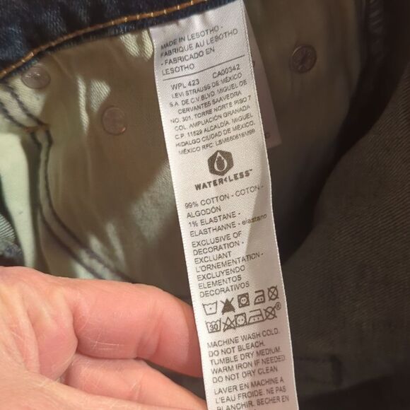 Signature by Levi Strauss & Co.Heritage High-Rise 9” w30 - Picture 4 of 6